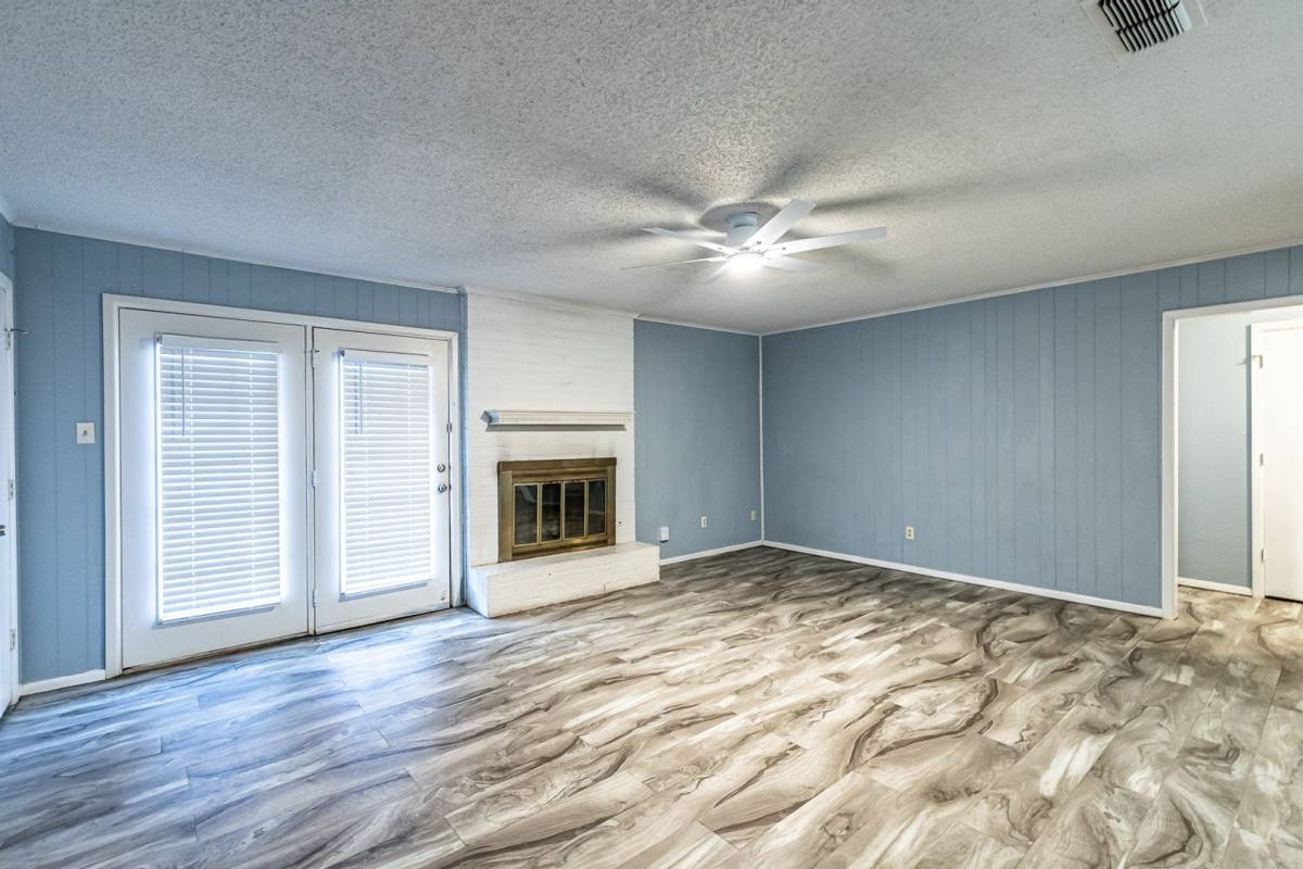 Apartment for rent at 4305 52nd St, Lubbock, TX 79413