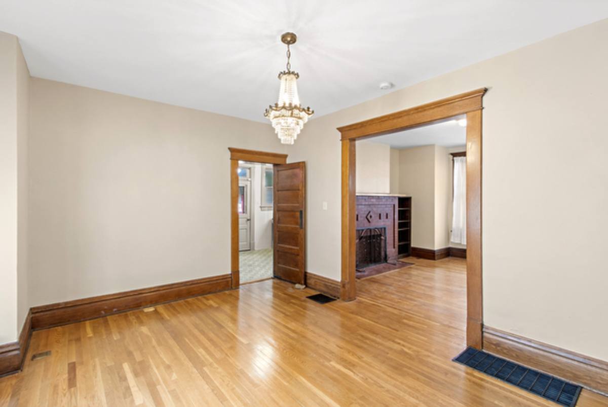 House for rent at 157 E Oakland Ave, Columbus, OH 43201