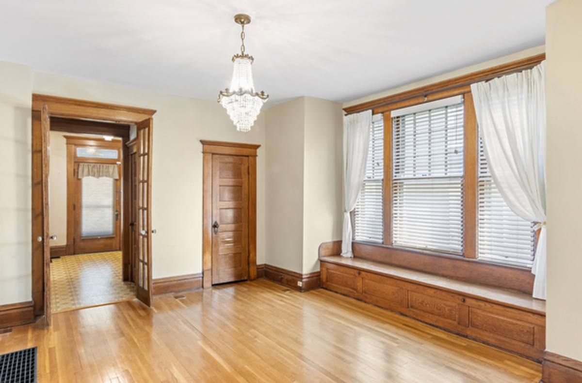 House for rent at 157 E Oakland Ave, Columbus, OH 43201