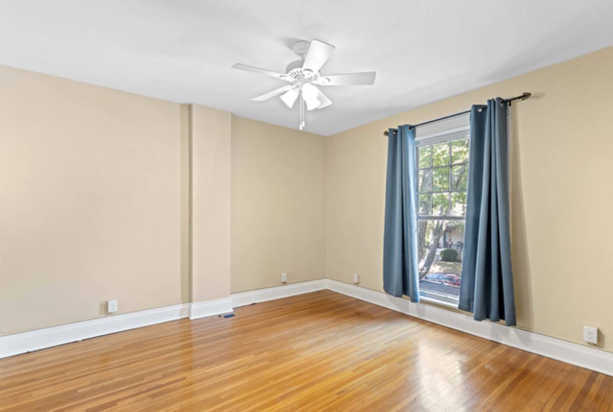 House for rent at 157 E Oakland Ave, Columbus, OH 43201