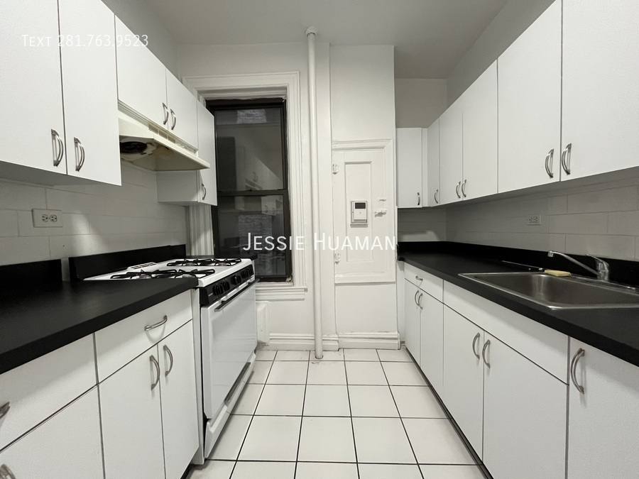 Apartment for rent at 107 E 88th St #2EE, New York, NY 10128