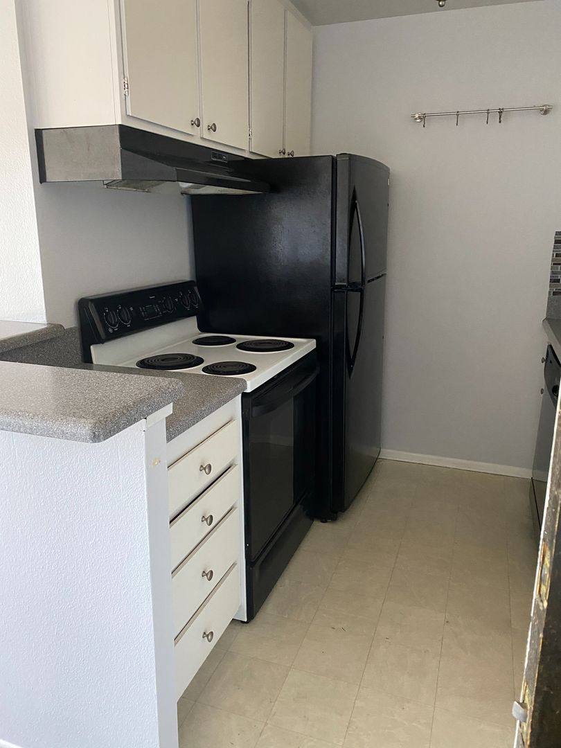Apartment for rent at 6416 Friars Rd #306, San Diego, CA 92108