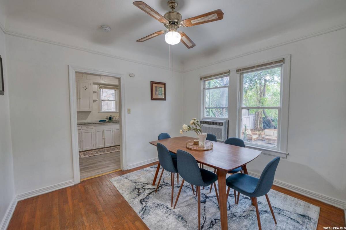 Apartment for rent at 311 E Lullwood, San Antonio, TX 78212