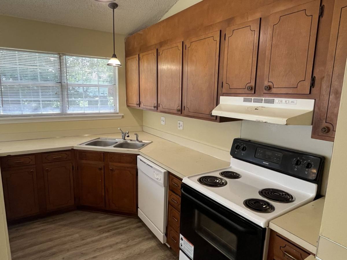 House for rent at 6714 Marston Court, Charlotte, NC 28215