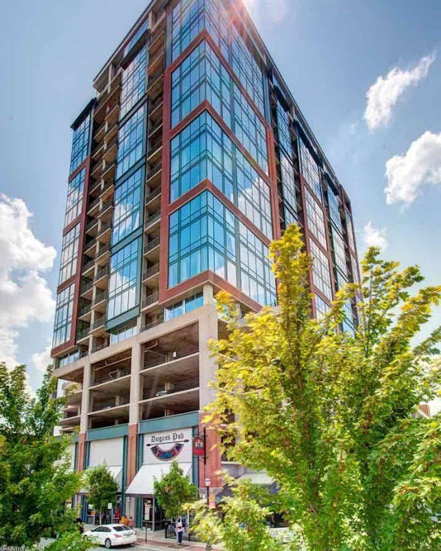 Apartment for rent at 315 Rock St #1406, Little Rock, AR 72201