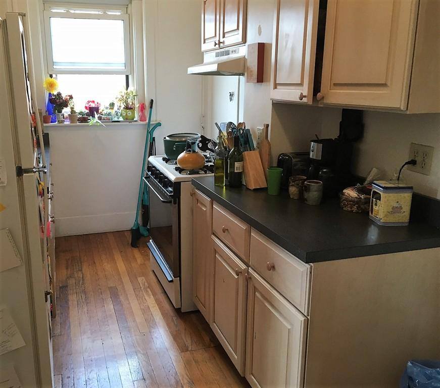 Apartment for rent at 586 Washington St #6, Brookline, MA 02446