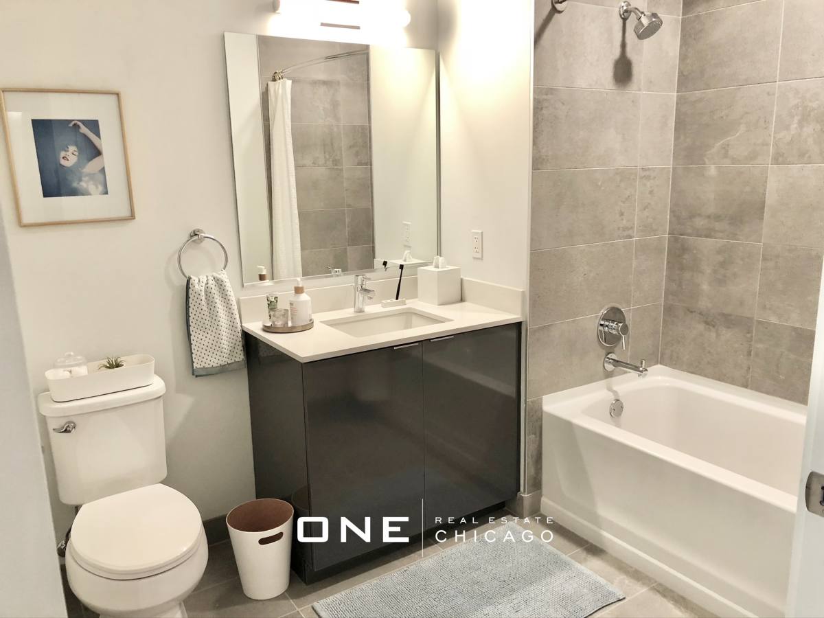 Apartment for rent at 316 W Illinois #3, Chicago, IL 60654