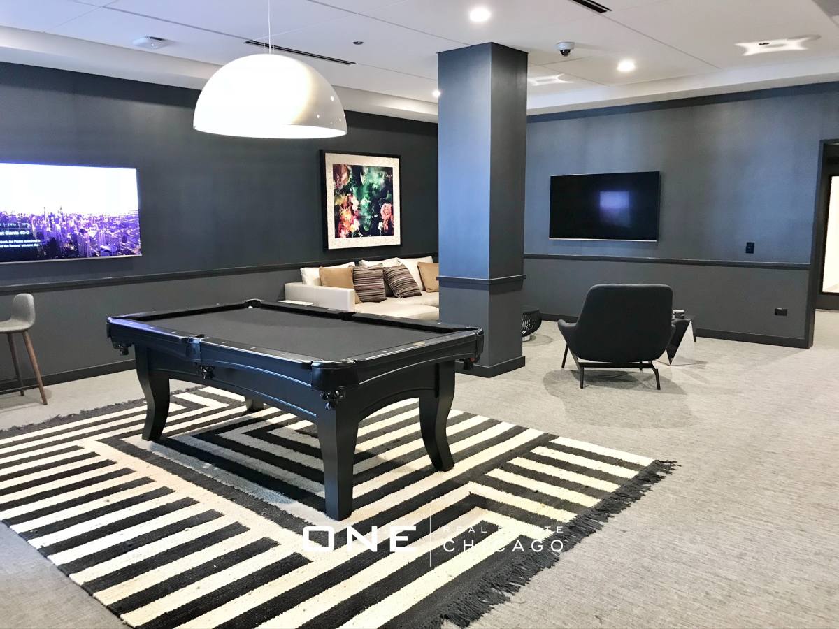 Apartment for rent at 629 N Wells #1, Chicago, IL 60606