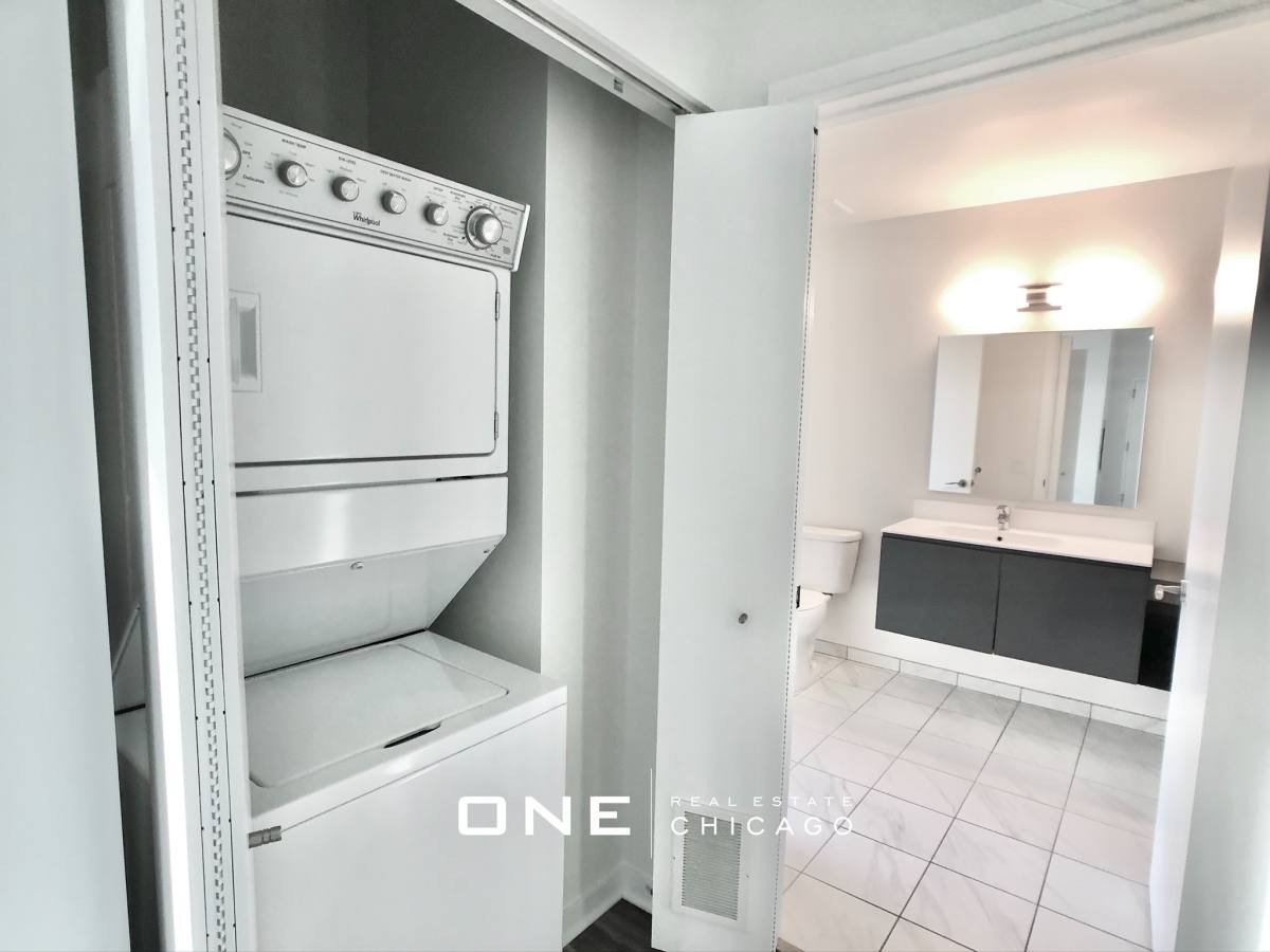 Apartment for rent at 813 N Lasalle #23, Chicago, IL 60654