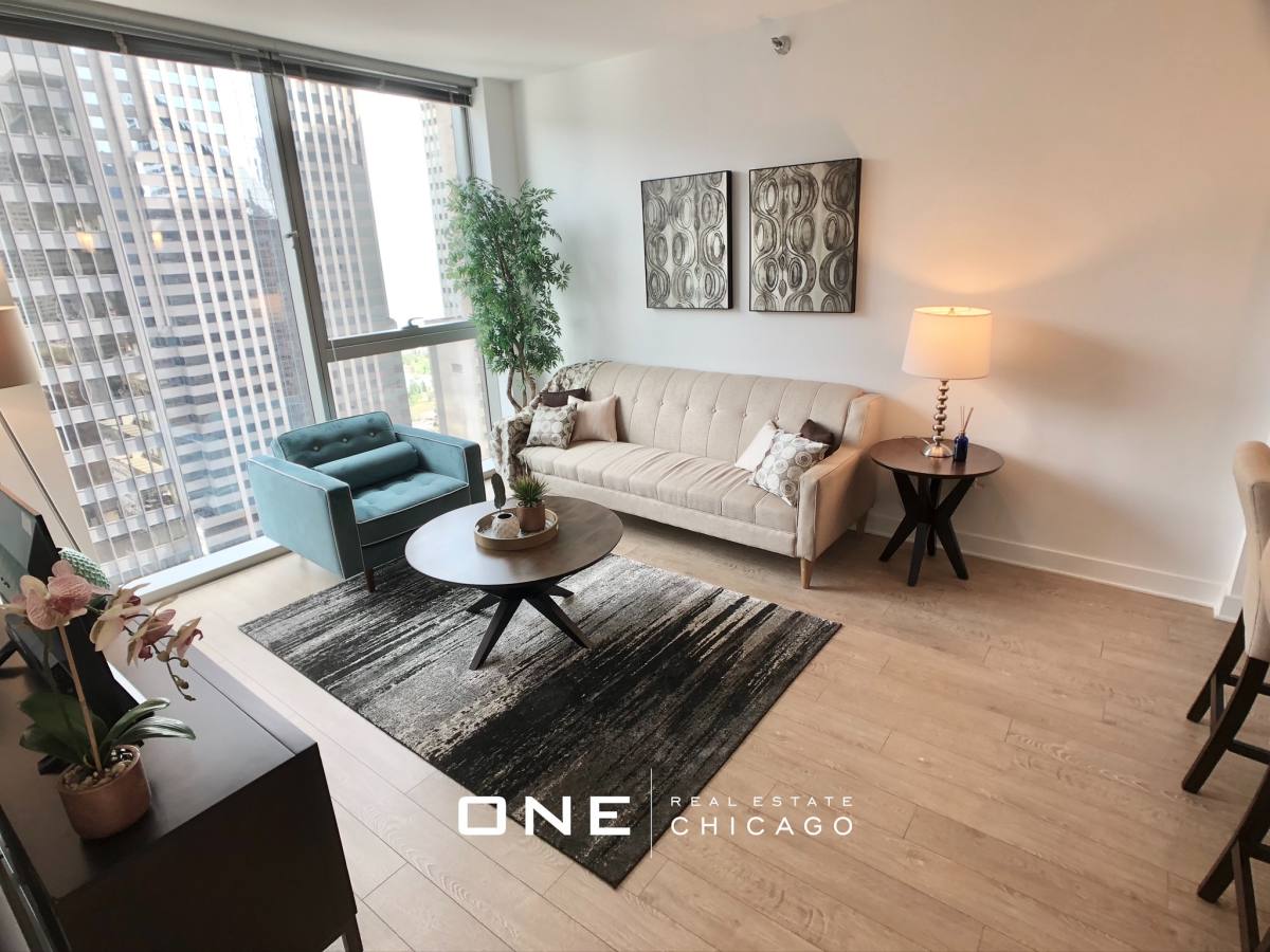 Apartment for rent at 210 N Michigan #2, Chicago, IL 60601