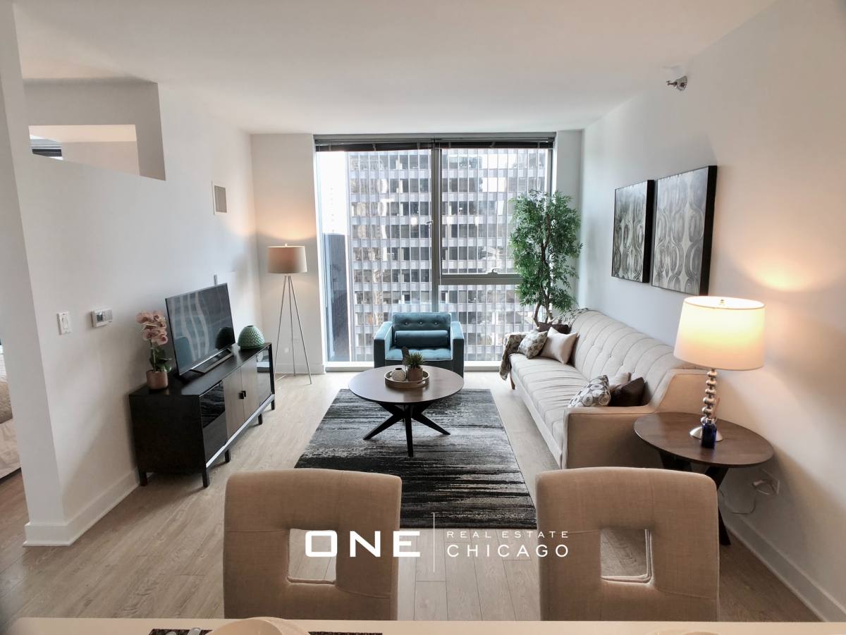 Apartment for rent at 210 N Michigan #2, Chicago, IL 60601