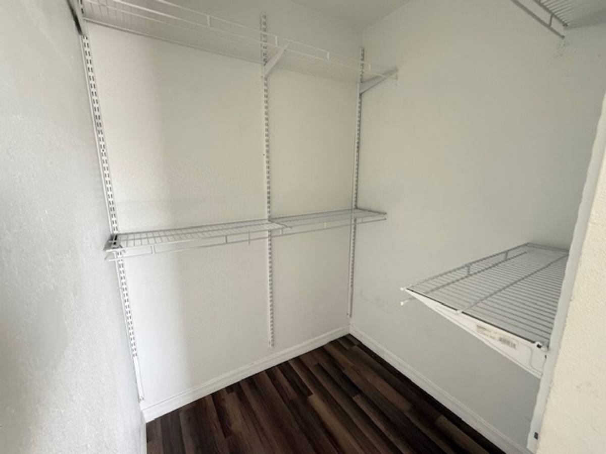 Apartment for rent at 1948 Conway Rd #6, Orlando, FL 32812