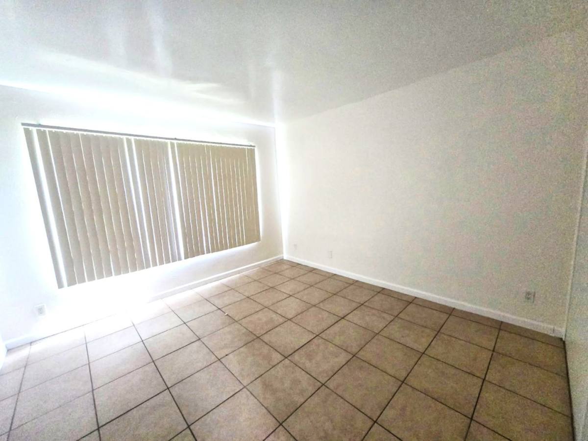 Apartment for rent at 8919, 8931, 8941 & 8955 Columbus Ave, North Hills, CA 91343