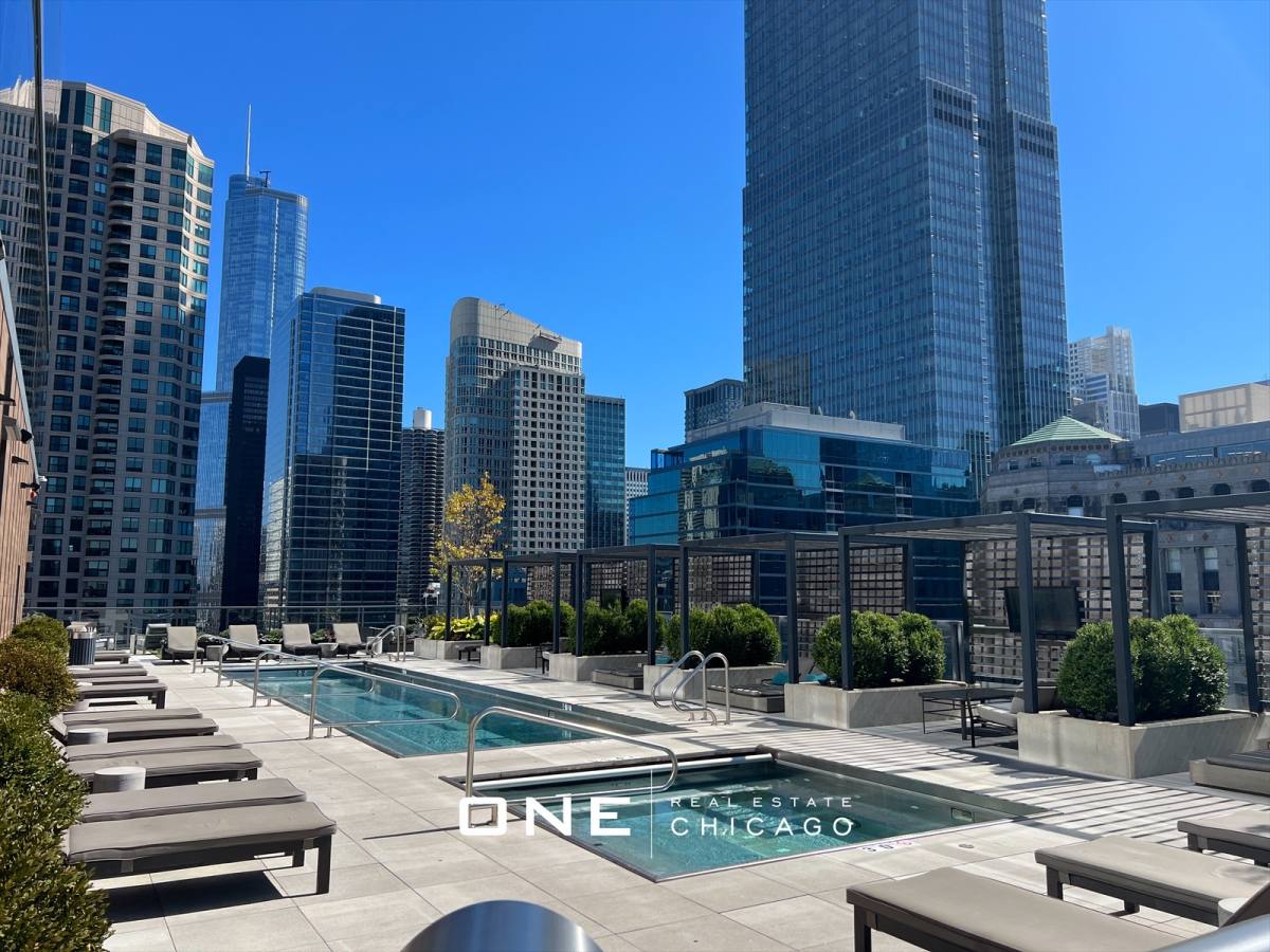 Apartment for rent at 221 W Grand, Chicago, IL 60654