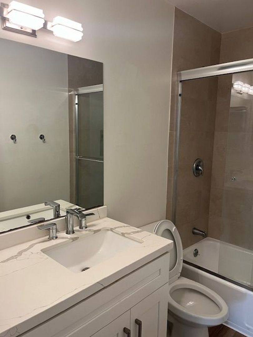 Apartment for rent at 33 Driftwood St, Marina Del Rey, CA 90292