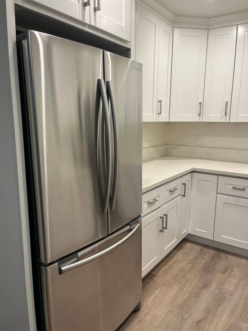 Apartment for rent at 33 Driftwood St, Marina Del Rey, CA 90292