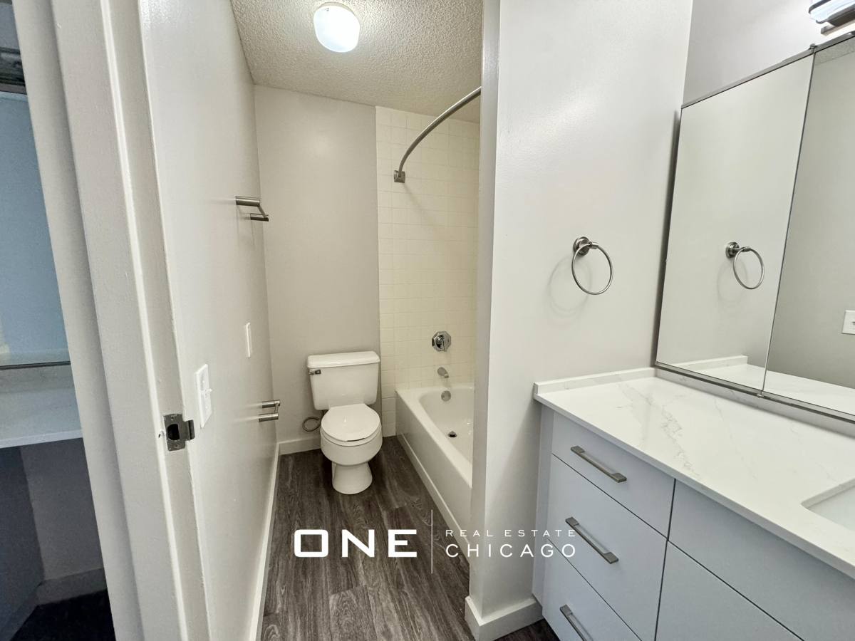 Apartment for rent at 190 N Harbor, Chicago, IL 60601