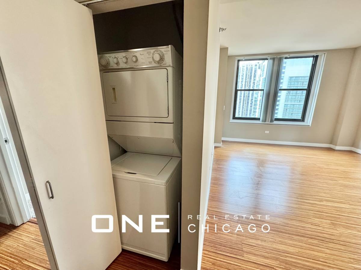 Apartment for rent at 70 E Lake St, Chicago, IL 60601