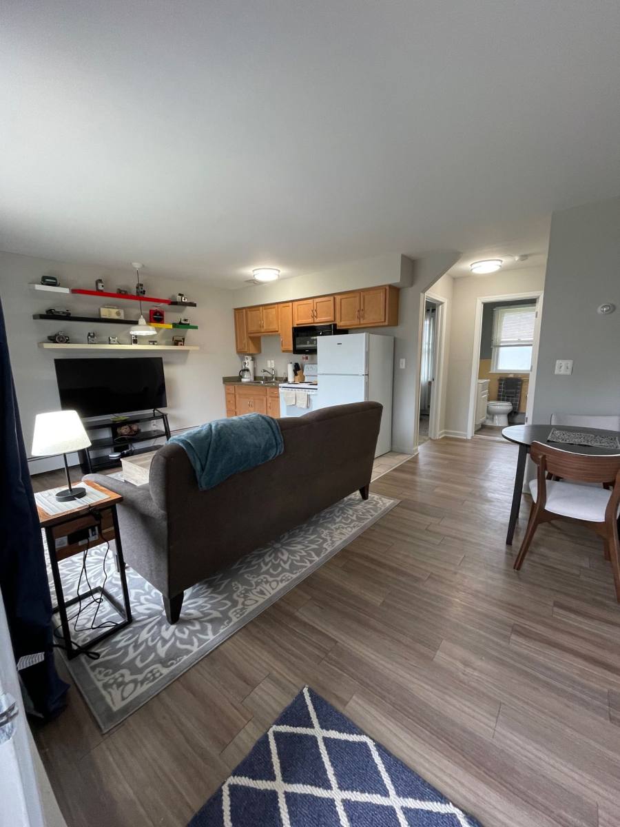 Apartment for rent at 4031 Crooks Rd, Royal Oak, MI 48073