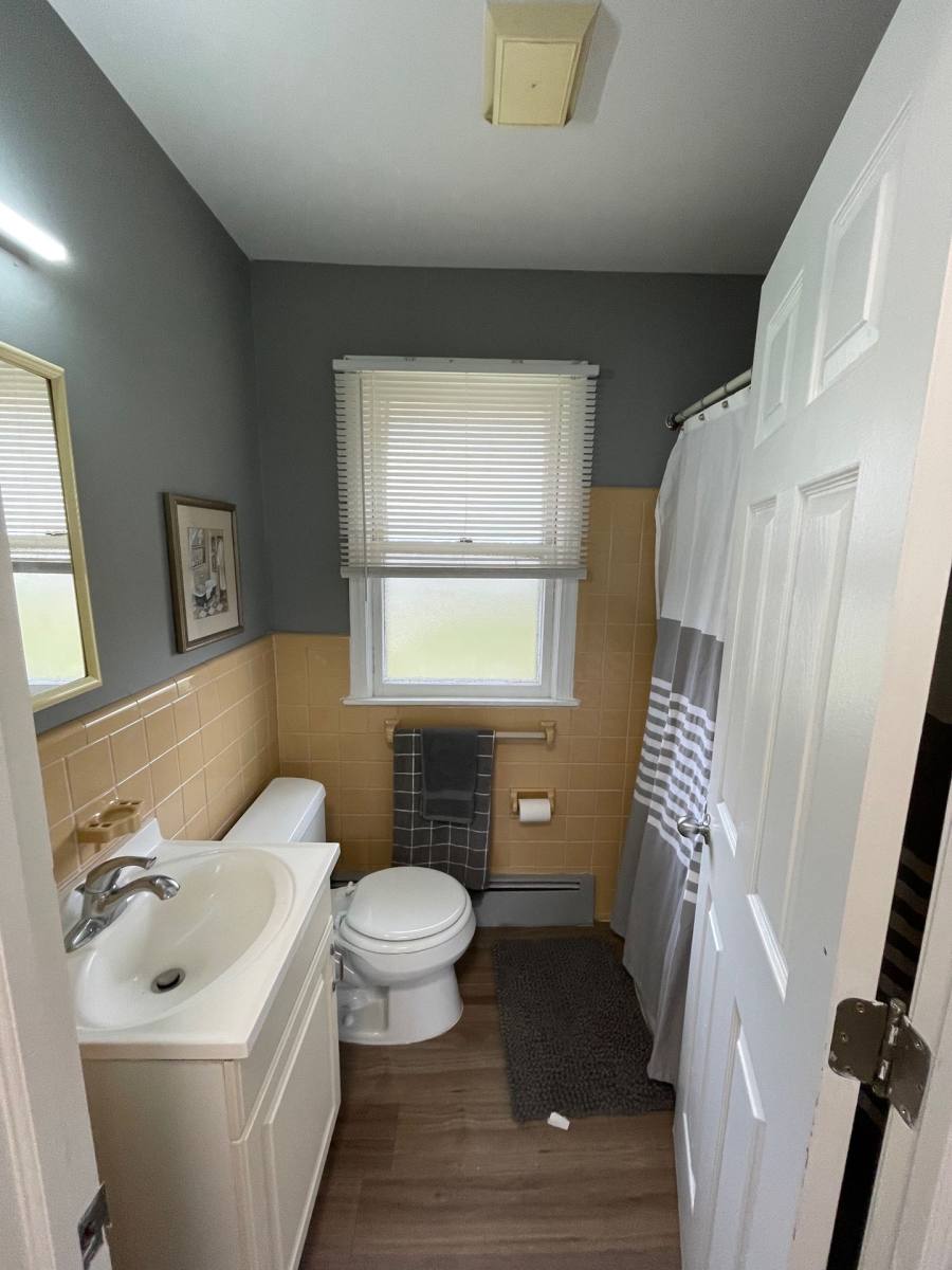Apartment for rent at 4031 Crooks Rd, Royal Oak, MI 48073
