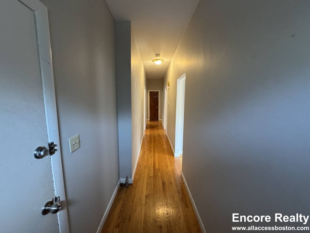 Apartment for rent at 23 Tufts St #2, Cambridge, MA 02139