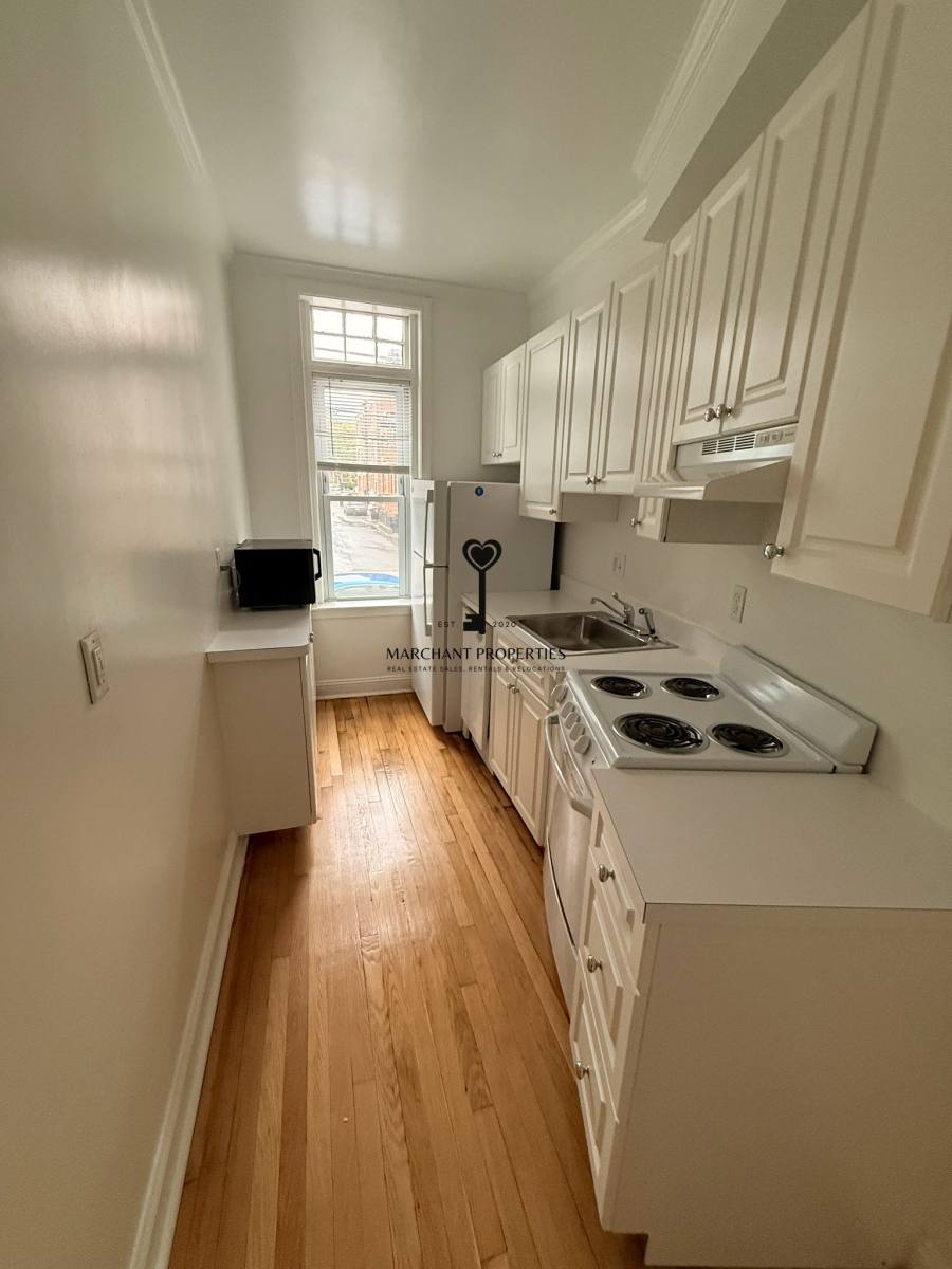 Apartment for rent at 19 Green St #1, Brookline, MA 02446