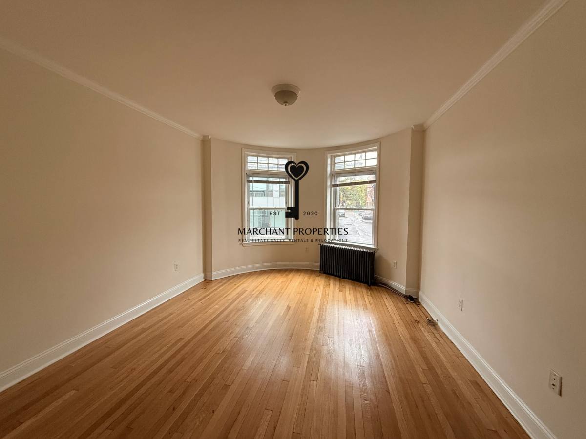 Apartment for rent at 19 Green St #1, Brookline, MA 02446