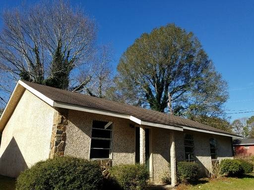 Apartment for rent at 99 Celia Dr, East Dublin, GA 31027