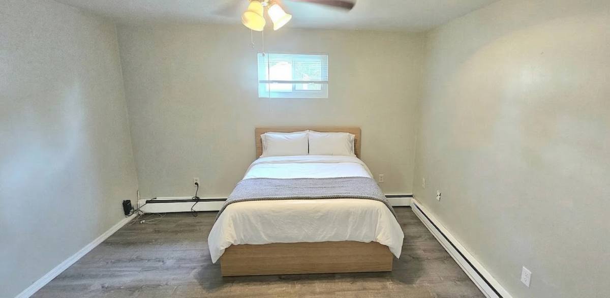 Apartment for rent at 1027 Cochran Mill Rd, Clairton, PA 15025