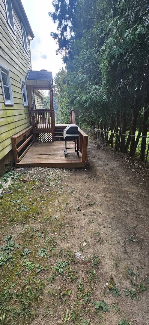 Apartment for rent at 1027 Cochran Mill Rd, Clairton, PA 15025