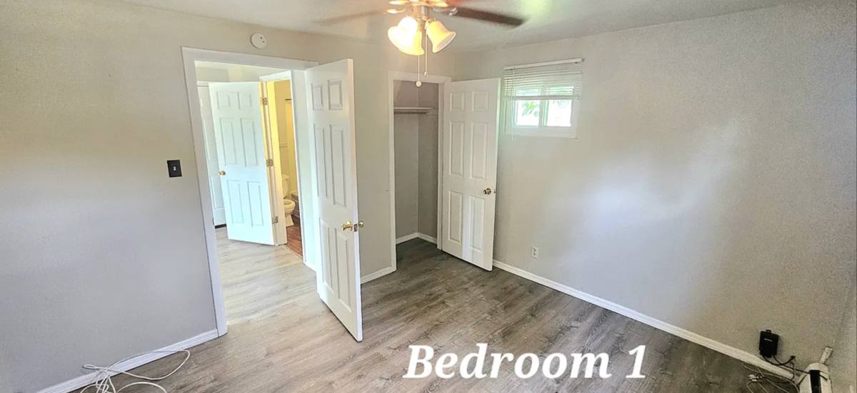 Apartment for rent at 1027 Cochran Mill Rd, Clairton, PA 15025