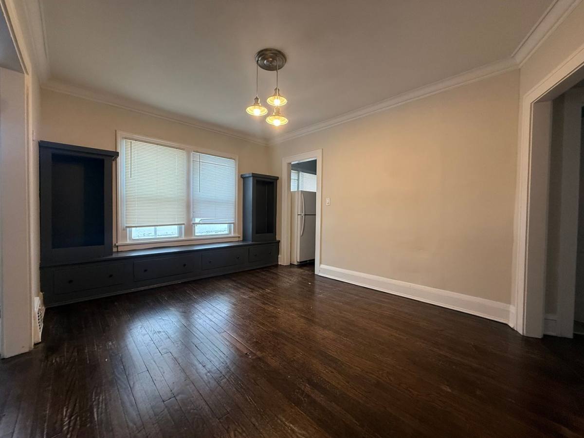 Apartment for rent at 3241 Kildare Rd, Cleveland, OH 44118