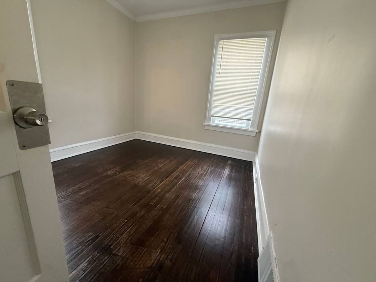 Apartment for rent at 3241 Kildare Rd, Cleveland, OH 44118