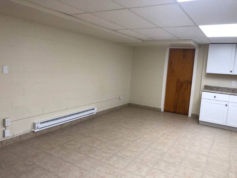Apartment for rent at 420 N St, Yale, MI 48097
