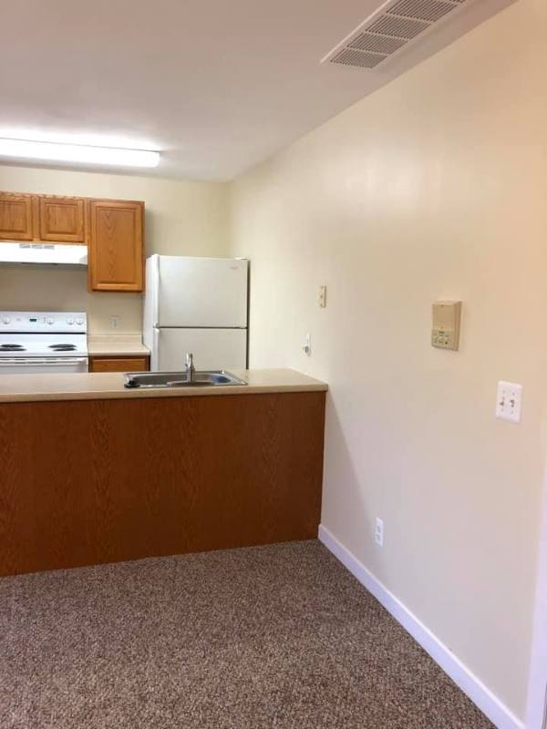 Apartment for rent at 420 N St, Yale, MI 48097