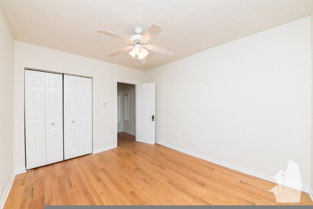 Apartment for rent at 1253 W Henderson St #3, Chicago, IL 60657
