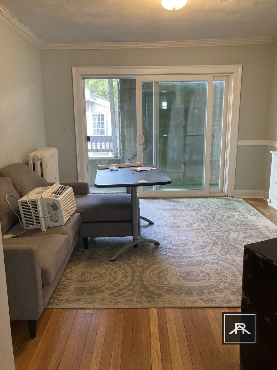 Townhouse for rent at 17 Radnor #1, Brighton, MA 02135