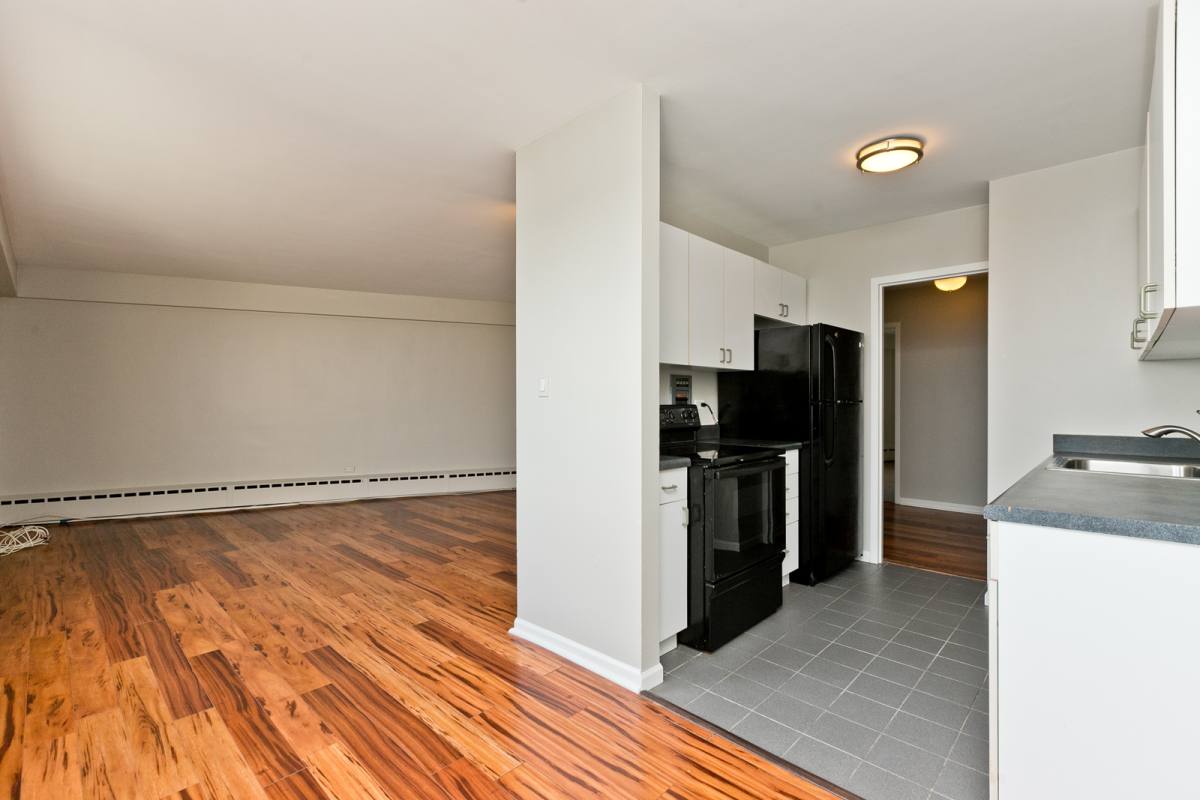 Apartment for rent at 3410 N Lake Shore #14F, Chicago, IL 60657
