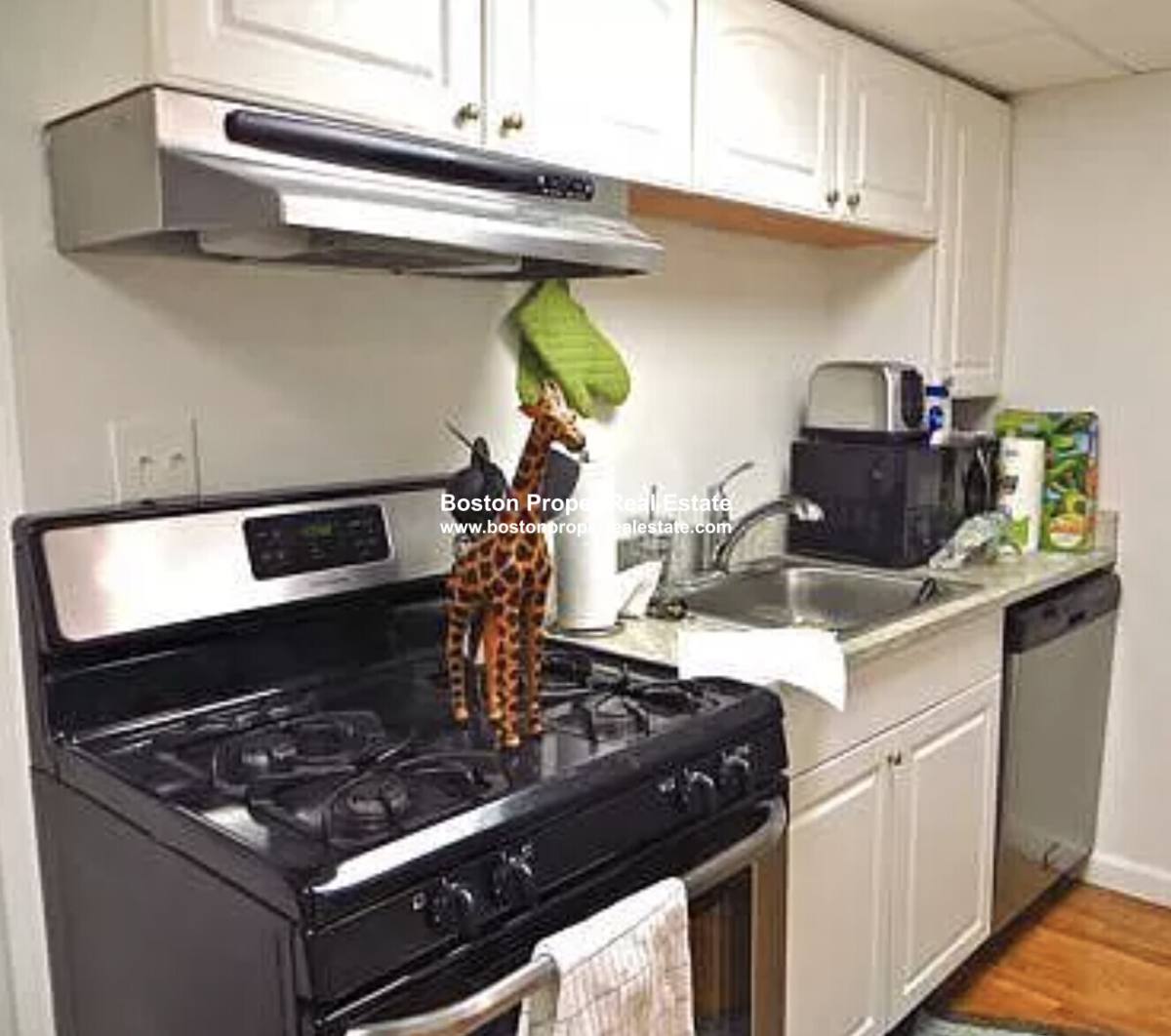 Apartment for rent at 32 Irving #B, Boston, MA 02114