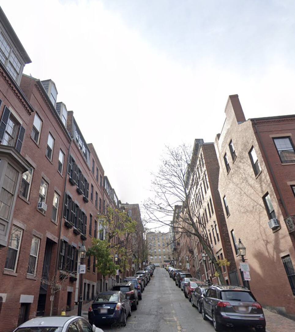 Apartment for rent at 32 Irving #B, Boston, MA 02114
