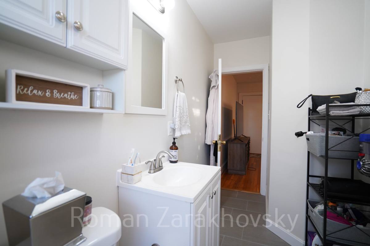 Apartment for rent at 429 Broadway #22A, Somerville, MA 02145