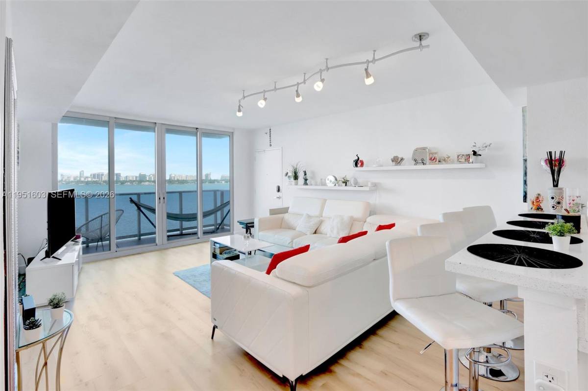Condo for rent at 7501 E Treasure Dr #75019EF, Miami Beach, FL 33141
