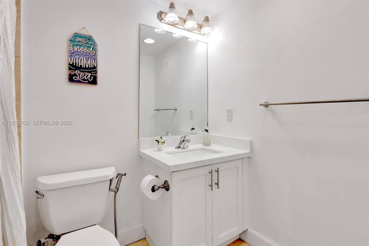 Condo for rent at 7501 E Treasure Dr #75019EF, Miami Beach, FL 33141