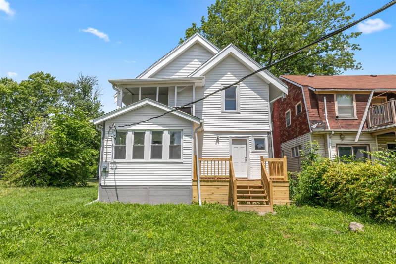 House for rent at 330 Westminster St, Detroit, MI 48202