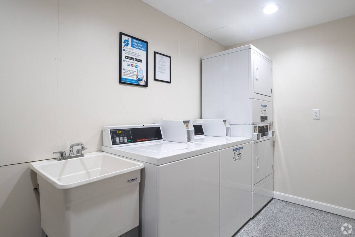 Apartment for rent at 2 Autumn Way, Seabrook, NH 03874