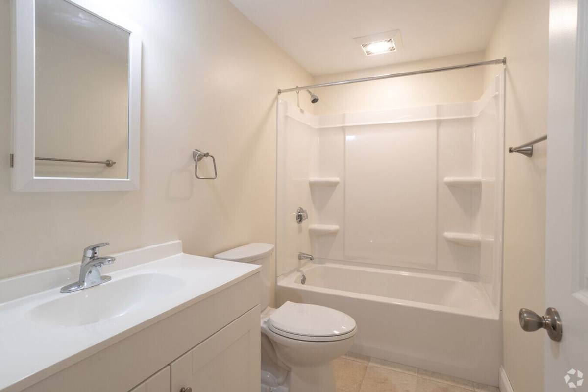 Apartment for rent at 2 Autumn Way, Seabrook, NH 03874