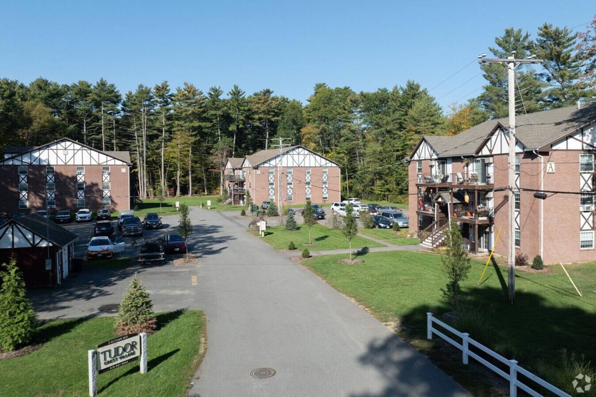 Apartment for rent at 2 Autumn Way, Seabrook, NH 03874