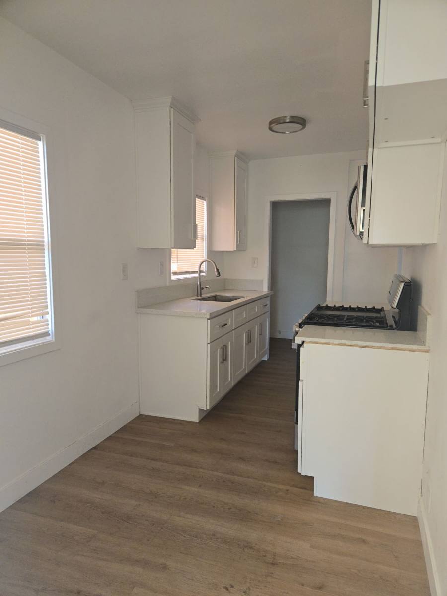 Apartment for rent at 6729 - 6803 Middleton St, Huntington Park, CA 90255