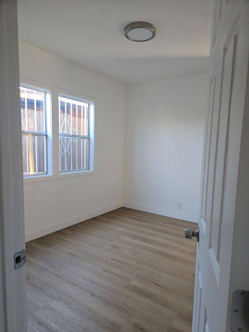 Apartment for rent at 6729 - 6803 Middleton St, Huntington Park, CA 90255