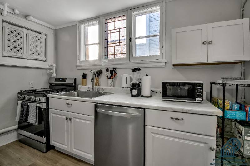 Apartment for rent at 664 Auburn Ave #2, Buffalo, NY 14222